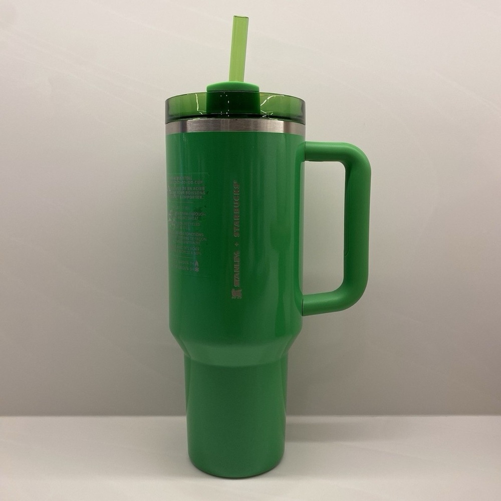 Green Tumbler with Straw